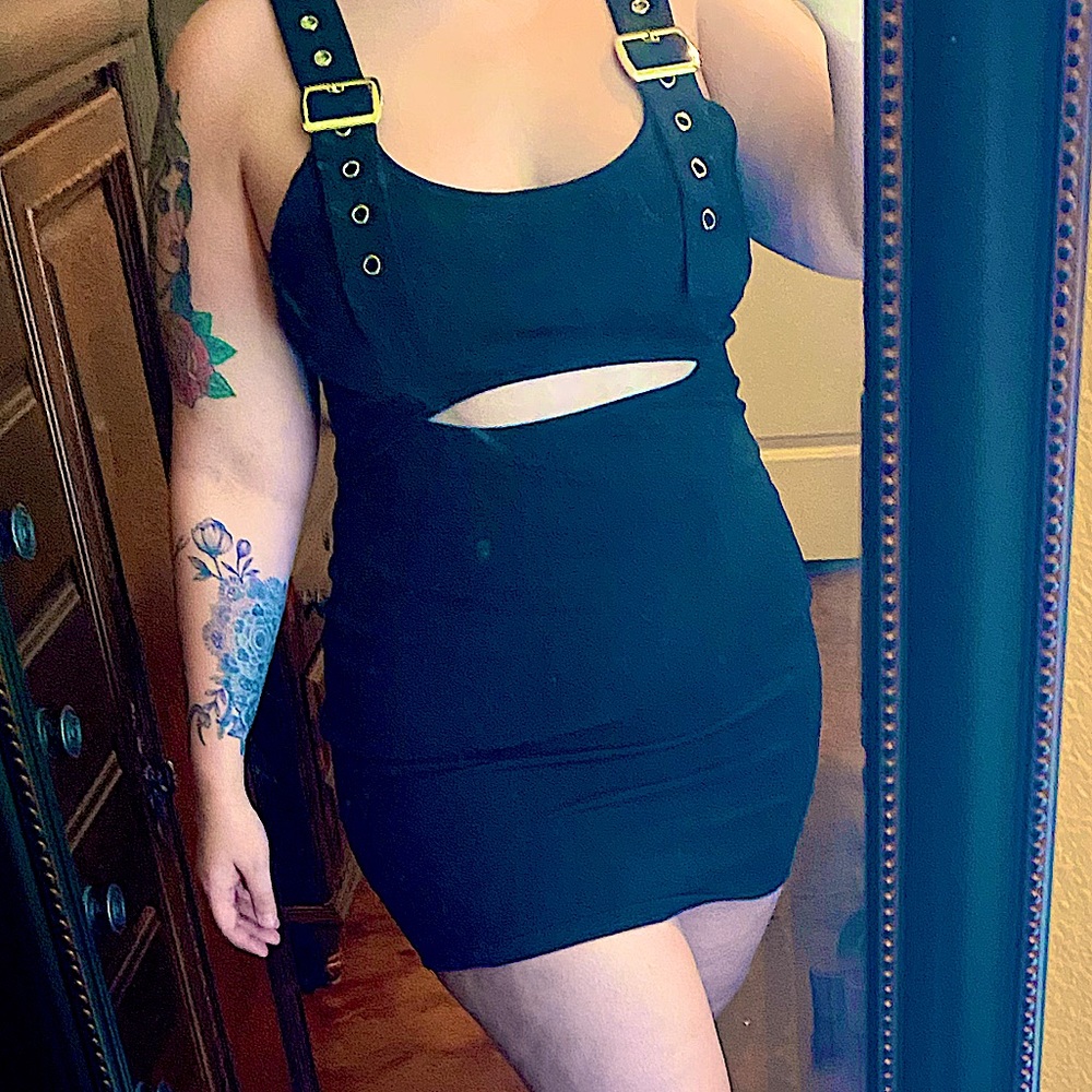 Little Black Dress🔥🌶